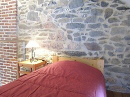 Holiday Home in Viroinvlal With Garden
