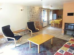 Holiday Home in Viroinvlal With Garden