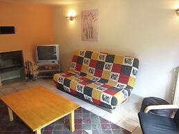 Holiday Home in Viroinvlal With Garden