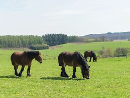 Spacious Cottage With Backyard and Large Garden