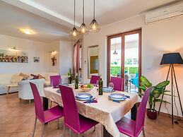 Modern Villa in Rovinj With Private Swimming Pool