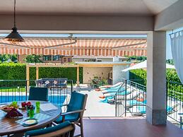 Modern Villa in Rovinj With Private Swimming Pool