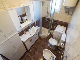 Charming Holiday Home With Private Pool