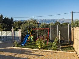 Charming Holiday Home With Private Pool