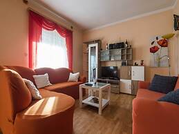 Charming Holiday Home With Private Pool