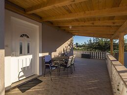 Charming Holiday Home With Private Pool