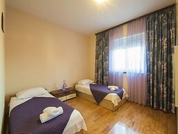 Charming Holiday Home With Private Pool