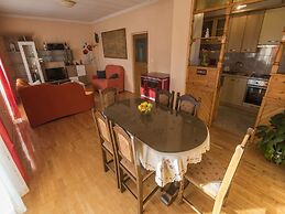 Charming Holiday Home With Private Pool