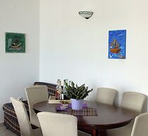 Holiday House in a Quiet Area,covered Terrace