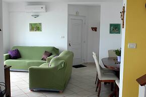 Holiday House in a Quiet Area,covered Terrace