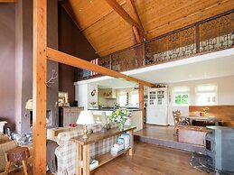 Holiday Home With Garden in Houffalize