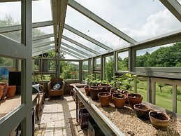 Holiday Home With Garden in Houffalize