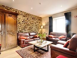 Luscious Holiday Home Pool & Sauna