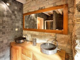 Luscious Holiday Home Pool & Sauna