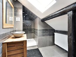 Luscious Holiday Home Pool & Sauna