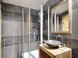 Luscious Holiday Home Pool & Sauna