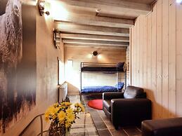 Luscious Holiday Home Pool & Sauna