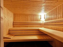 Luscious Holiday Home Pool & Sauna