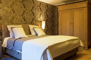 Luscious Holiday Home Pool & Sauna