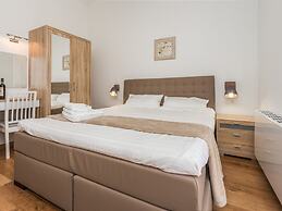 Gorgeous Villa With Private Pool and Covered Terrace & Sea View