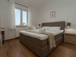 Gorgeous Villa With Private Pool and Covered Terrace & Sea View