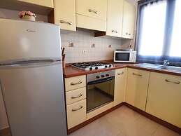 Apartment in Maslenica With Terrace