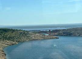 Apartment in Maslenica With Terrace