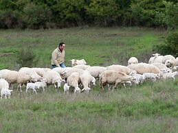 Belvilla by OYO Tito