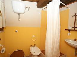 Belvilla by OYO Spacious Villa in Treia With Pool