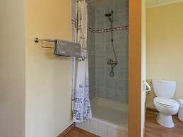 Spacious Waimes Villa