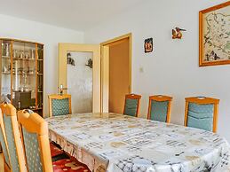 Holiday Home With Shared Pool in Jagersgrun