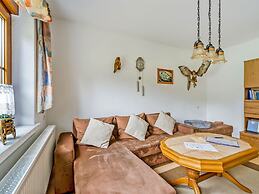 Holiday Home With Shared Pool in Jagersgrun