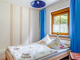 Holiday Home With Shared Pool in Jagersgrun