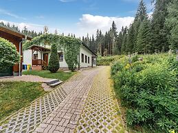 Holiday Home With Shared Pool in Jagersgrun