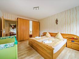 Holiday Home With Shared Pool in Jagersgrun