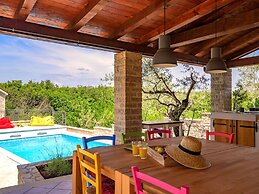 Splendid Villa With Private Swimming Pool