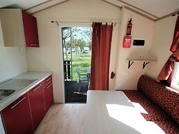 Wooden Chalet with Terrace near Beach