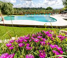 Rustic Villa with Private Pool near Montepulciano