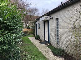 Chic Beachside Stay w/ Sauna