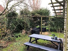 Chic Beachside Stay w/ Sauna