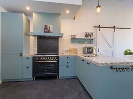 Majestic Mansion in Vrouwenpolder