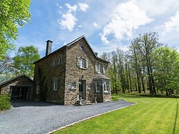 Spacious Cottage With Private Garden in Ardennes