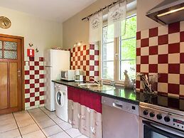 Cottage in Alle Sur Semois With Garden