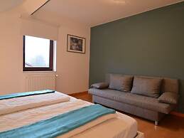 Cottage With Swimming Pool