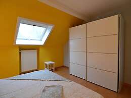 Cottage With Swimming Pool