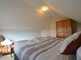 Holiday Home Near the Centre With View