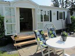 Captivating Chalet with Microwave near Wadden Sea