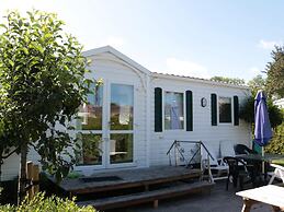 Captivating Chalet with Microwave near Wadden Sea