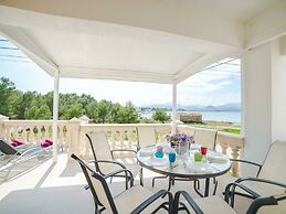 Belvilla by OYO Paris