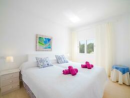 Belvilla by OYO Paris